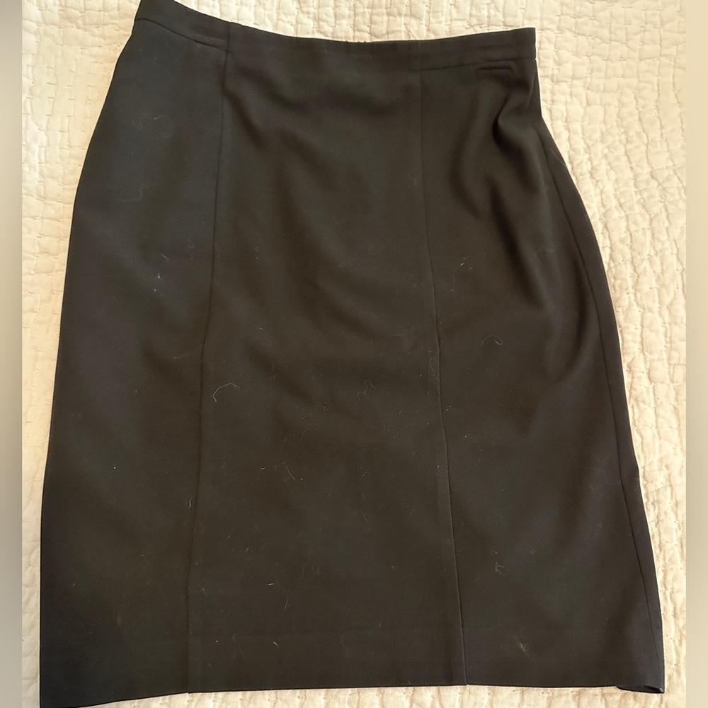 Ann Taylor black pencil skirt